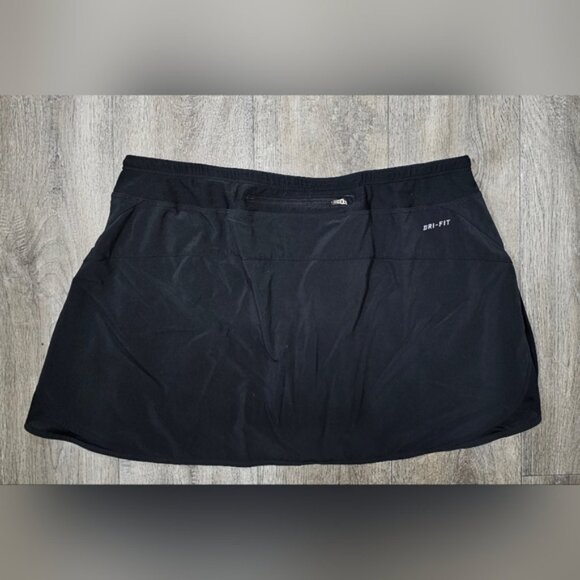Nike Black Running Skort-Size Large - Picture 2 of 2